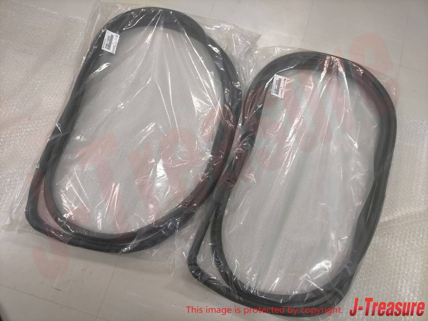 TOYOTA LEVIN TRUENO AE86 Genuine Front Door Weatherstrip Right & Left Set OEM