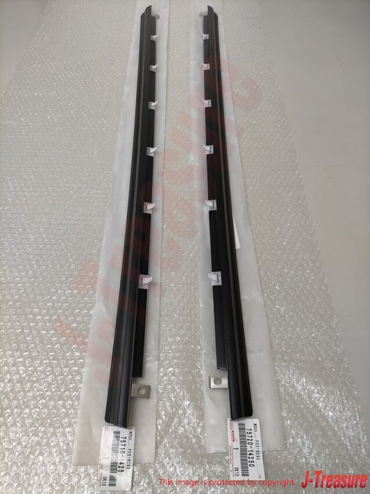 TOYOTA SUPRA JZA80 MK4 93-98 Genuine Front Door Belt Molding  Right & Left OEM