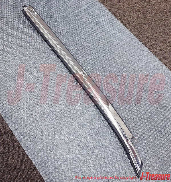 TOYOTA LEVIN TRUENO AE86 Genuine Windowshield Outside Molding RH & LH Set OEM