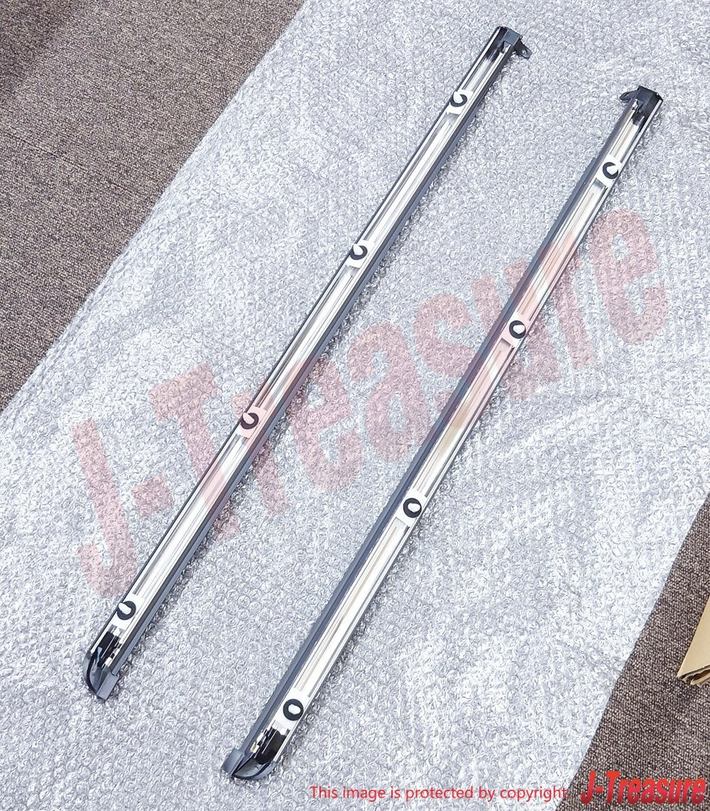 TOYOTA LAND CRUISER UZJ100 '98-07 Genuine Quarter Belt Moulding RH & LH Set OEM