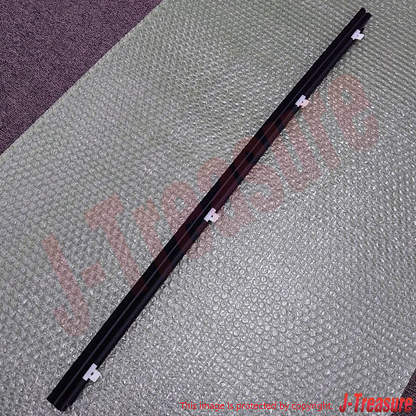TOYOTA 4RUNNER VZN130 90-95 Genuine Fr/Door Glass Outer Weatherstrip RH & LH Set