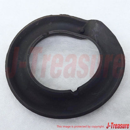 TOYOTA LAND CRUISER KZJ7# 1995 Genuine Rear Coil Spring Insulator Lower x2 Set