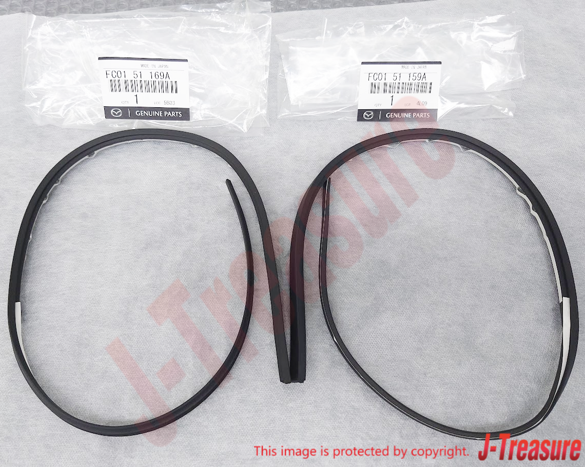 MAZDA RX-7 RX7 FC3S Genuine Rear Tail Light Lamp Weather Strips Right & Left OEM