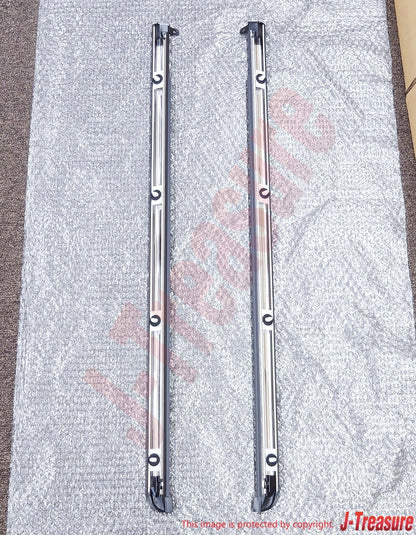TOYOTA LAND CRUISER UZJ100 '98-07 Genuine Quarter Belt Moulding RH & LH Set OEM