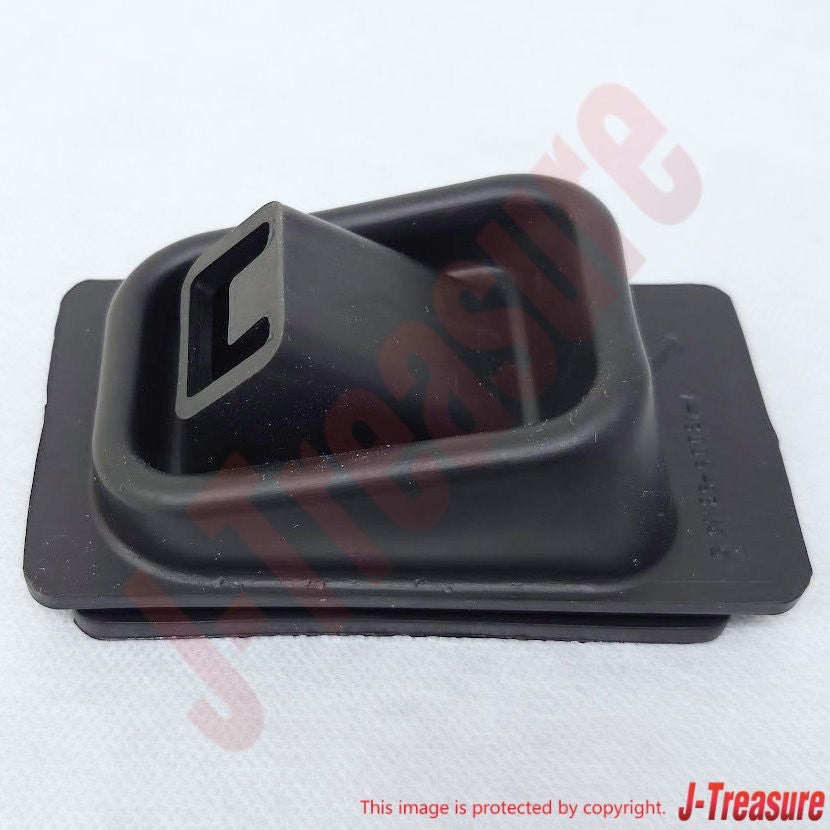 TOYOTA LAND CRUISER FJ40 74-87 Genuine Clutch Release Fork Boot 31126-60021 OEM