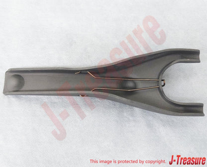 NISSAN PATHFINDER 1987-1995 Genuine Clutch Lever Withdrawal 30531-P0151 OEM