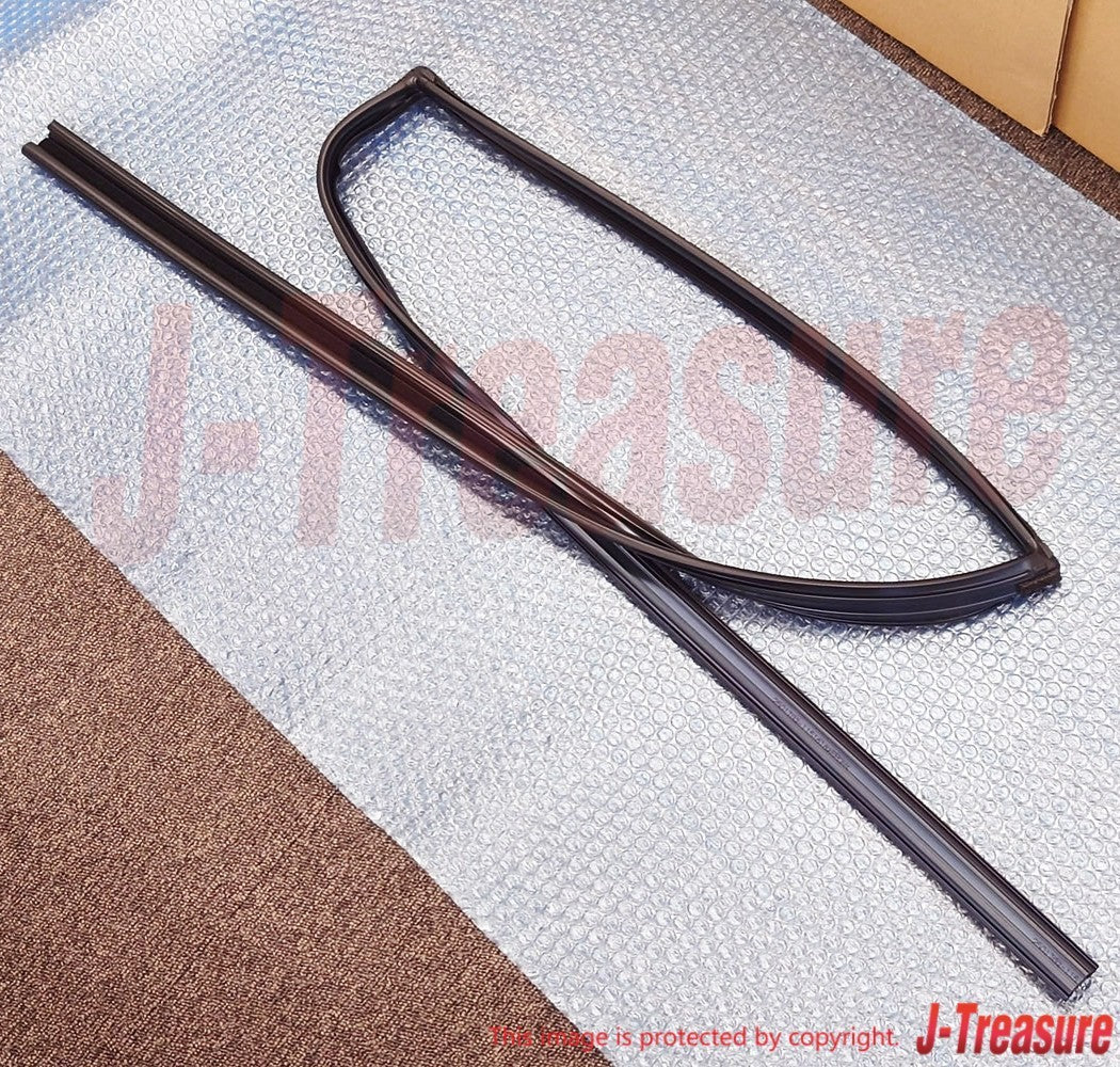 TOYOTA LAND CRUISER UZJ100 '98-07 Genuine Rear Door Glass Run RH & LH Set OEM