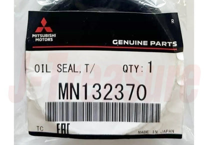 MITSUBISHI LANCER EVO X CZ4A 2008 10-15 Genuine Front T/M Diff Case Oil Seal