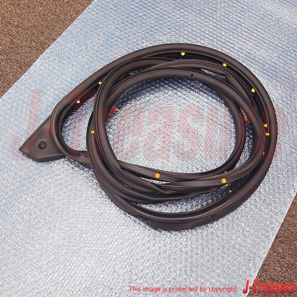 NISSAN NV200 M20 Genuine Front Door Weatherstrip LH 80831-JX30A OEM