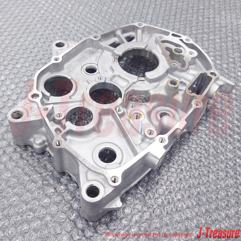 HONDA CRF110F 2013-2024 Genuine Crankcase RH 11100-KWW-740 OEM