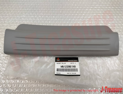 MITSUBISHI L200 TRITON KB9T Genuine Rear Scuff Plate Left Side MN123961HA OEM