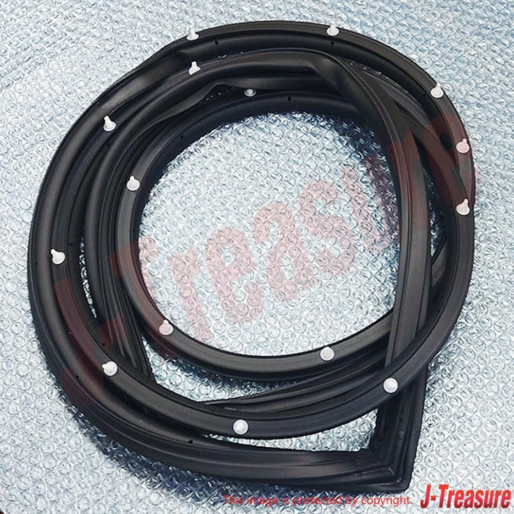 TOYOTA LAND CRUISER UZJ100 '98-02 Genuine Rear Door Weatherstrip LH 67872-60070