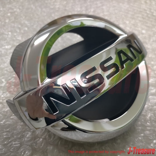 NISSAN SKYLINE V35 G35 COUPE 03-07 Genuine Front Grille Emblem 62890-AM900 OEM