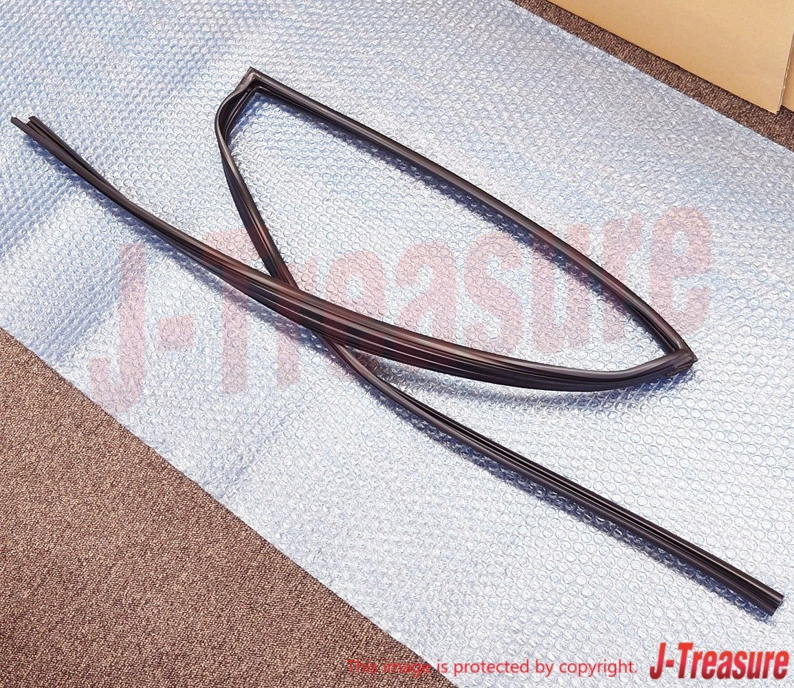 TOYOTA LAND CRUISER UZJ100 '98-07 Genuine Rear Door Glass Run RH 68142-60043 OEM
