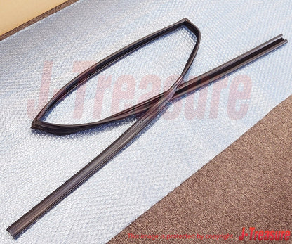 TOYOTA LAND CRUISER UZJ100 '98-07 Genuine Rear Door Glass Run RH & LH Set OEM