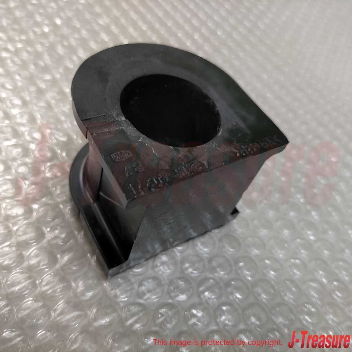 TOYOTA LAND CRUISER 200 LX570 Genuine Front Stabilizer Lower Bracket Bush x2 OEM