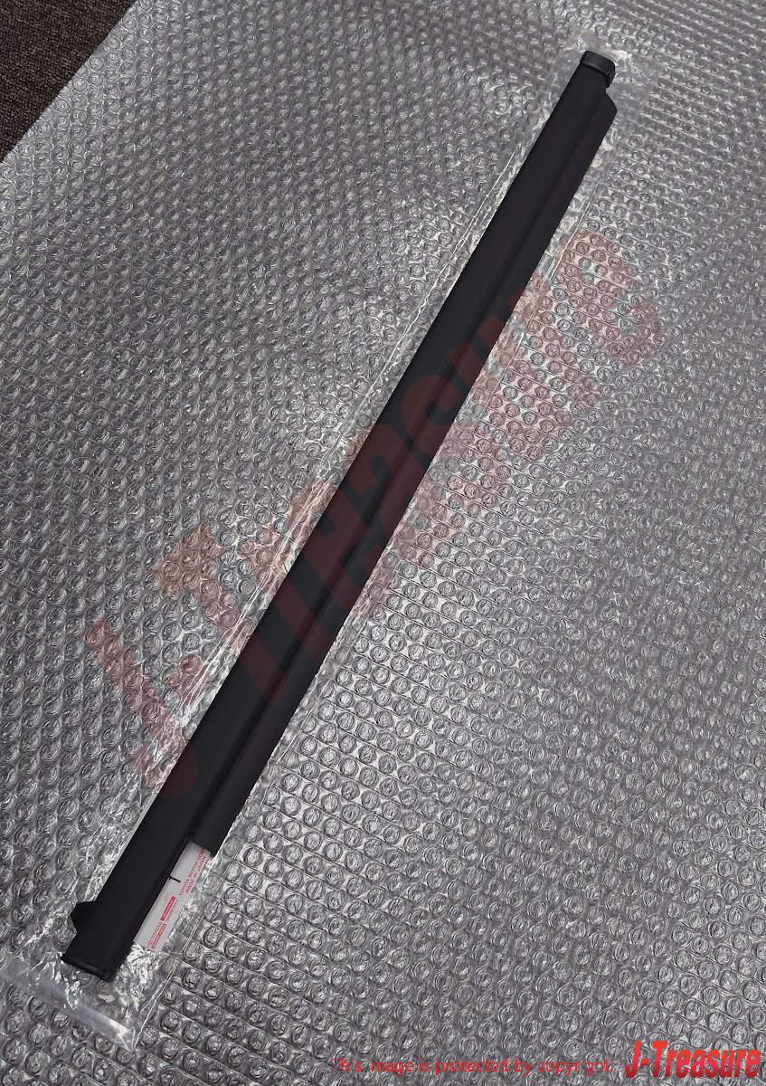 TOYOTA 4RUNNER 96-02 Genuine F/R Door Glass Outer Weatherstrip Assy RH & LH Set