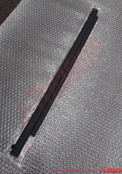 TOYOTA 4RUNNER 96-02 Genuine F/R Door Glass Outer Weatherstrip Assy RH & LH Set