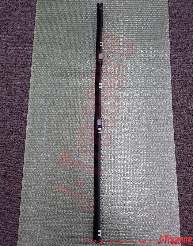 NISSAN SKYLINE GT-R R32 89-94 Genuine Molding Assy Front Door Outside RH OEM