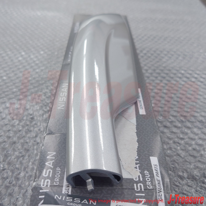 NISSAN ROGUE T32J 2018-2020 Genuine Roof Rack End Cap Front RH 73830-4CC1A OEM