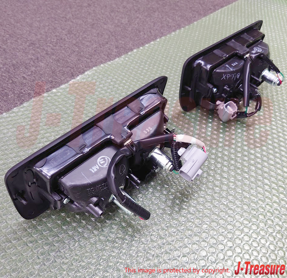 TOYOTA LAND CRUISER 70 Genuine Rear Bumper Combination Lamp Assy RH & LH Set OEM