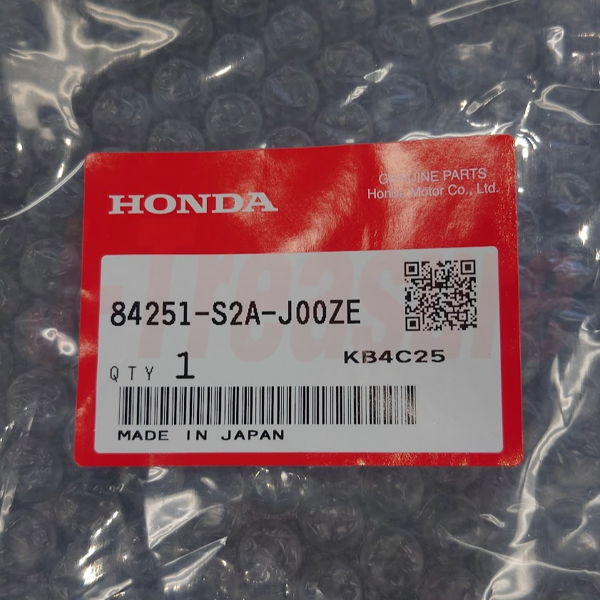 HONDA S2000 AP1 AP2 02-09 Genuine Side Sill Garnish LH 84251-S2A-J00ZE OEM