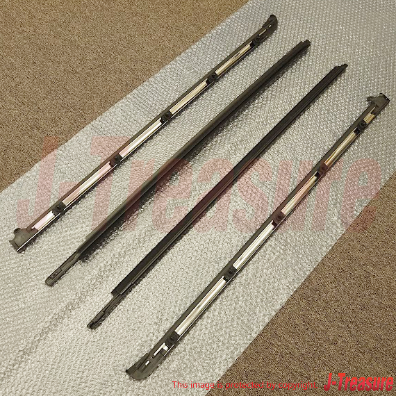 TOYOTA LAND CRUISER PRADO GRJ125 Genuine F/Door & Quarter Belt Moulding RH & LH