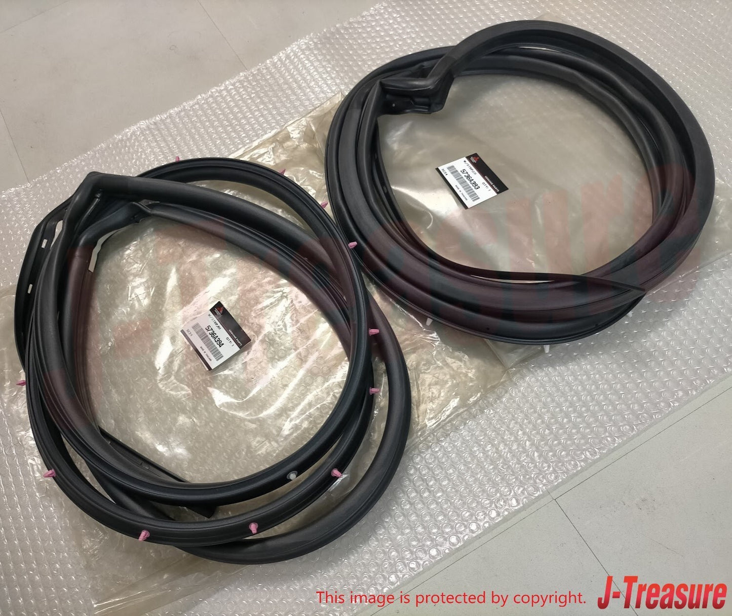 MITSUBISHI LANCER EVO 7 8 9 CT9A Genuine Rear Door Weatherstrip  RH & LH Set OEM