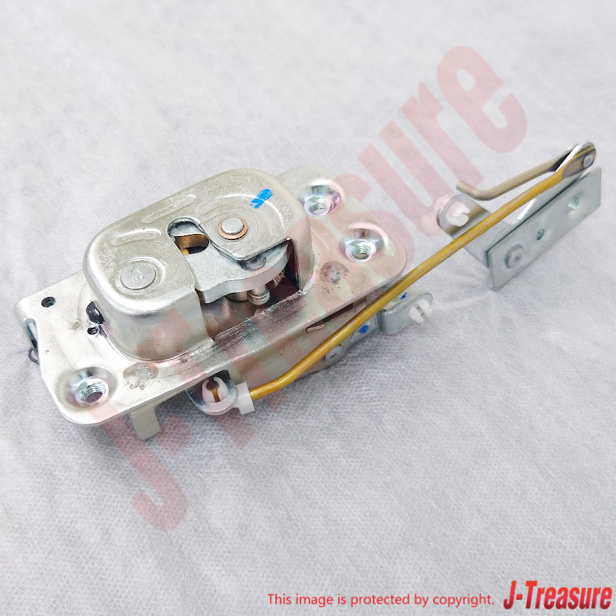 TOYOTA LAND CRUISER BJ40 FJ40 FJ45 HJ47 Genuine Front Door Lock Latch Left OEM