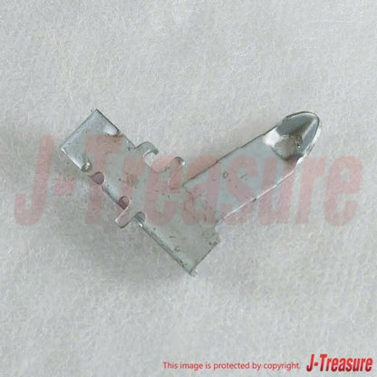 TOYOTA CAMRY ASV50 2009-2017 Genuine Oil Filter Bracket Clip 15679-37011 OEM