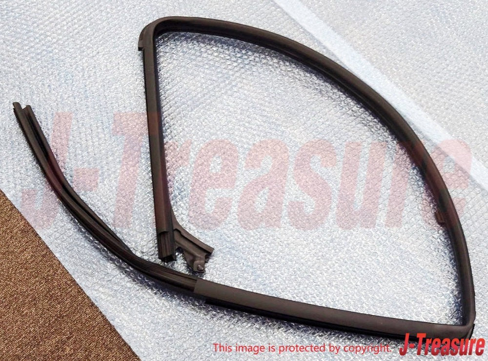 NISSAN NV200 M20 Genuine Front Door Glass Run Rubber LH 80331-5LA0A OEM