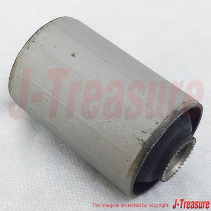 TOYOTA HIACE KDH200 Genuine Bush For Rear Spring Leaf NO.2 90389-14060 x2 set