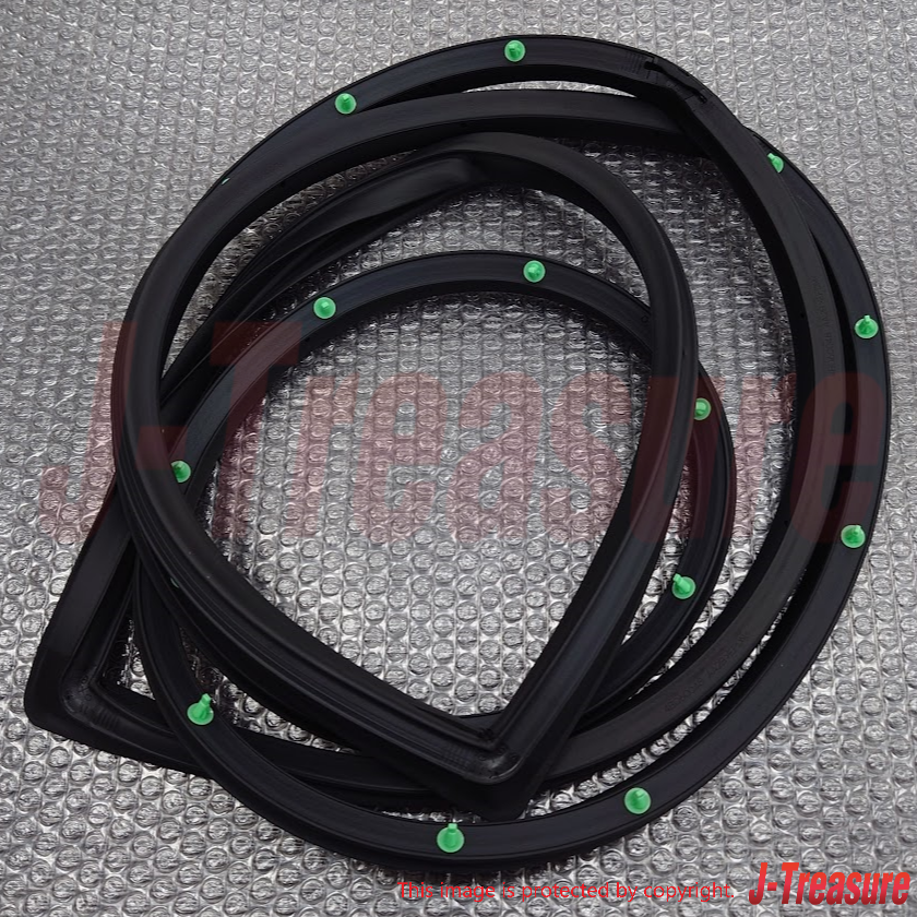 TOYOTA LAND CRUISER KZJ78 Genuine Rear Door Weatherstrip LH 67872-60030 OEM