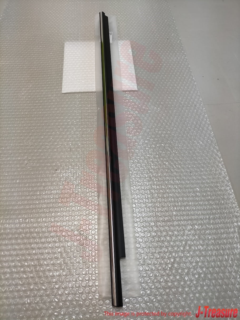 TOYOTA CAMRY MCV20 1997-2001 Genuine Front Door Belt Moulding LH 75720-33040 OEM