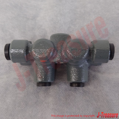 MITSUBISHI MIRAGE CA5A 93-97 Genuine Brake Fluid Proportioning Valve MB699551