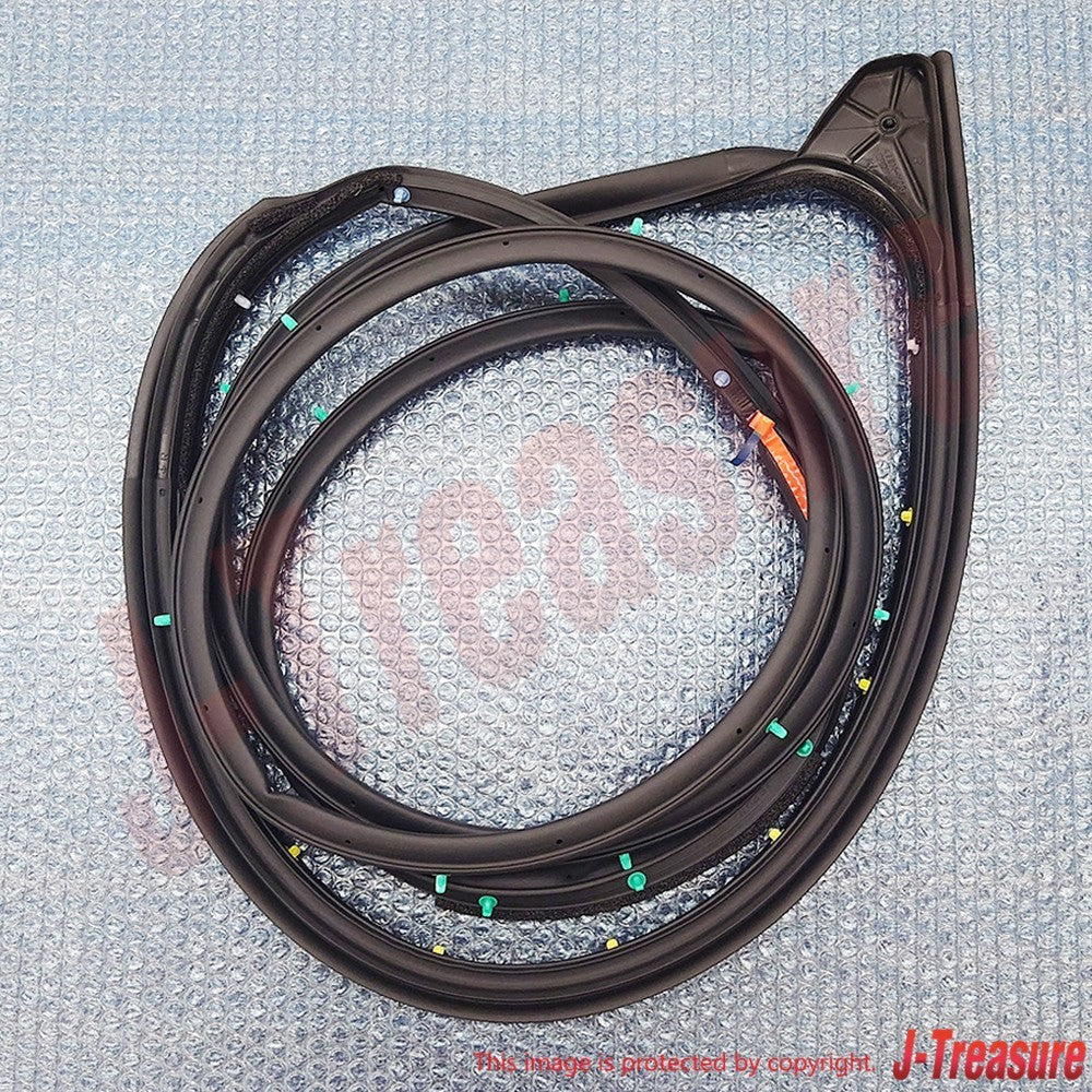 NISSAN NV200 M20 Genuine Fr/Door Weatherstrip RH & LH 80830-JX30A 80831-JX30A