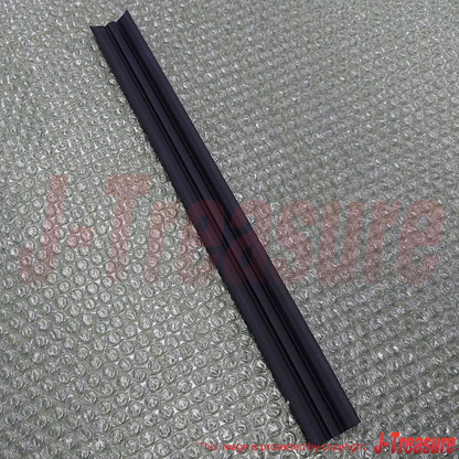 TOYOTA LEVIN TRUENO AE86 Genuine Front Door Glass Run RH & LH 68143-12070 x4 OEM