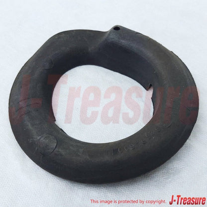 TOYOTA LAND CRUISER KZJ7# 1995 Genuine Rear Coil Spring Insulator Lower x2 Set