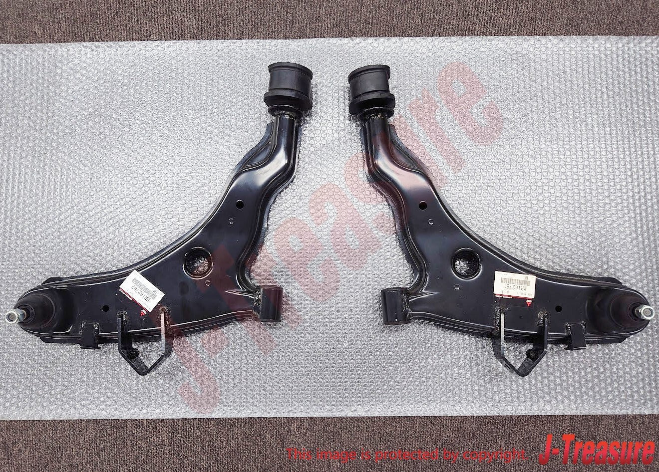 MITSUBISHI 3000GT Z16A 94-99 Genuine Fr/Suspension Lower Arm Assy RH & LH Set