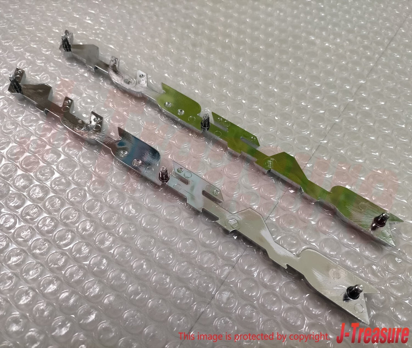 NISSAN DUTSUN 510 Genuine Front Fender Emblem RH & LH Set 63806-21300 x2 OEM