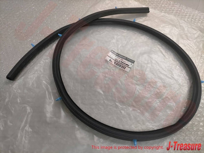 NISSAN 200SX 240SX SILVIA S14 S15 Genuine Cowl Top Sealing Rubber 6683065F00 OEM