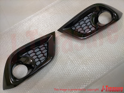 TOYOTA AURIS NRE85 / ZWE86 Genuine Front Bumper Hole Covers Assy RH & LH Set OEM