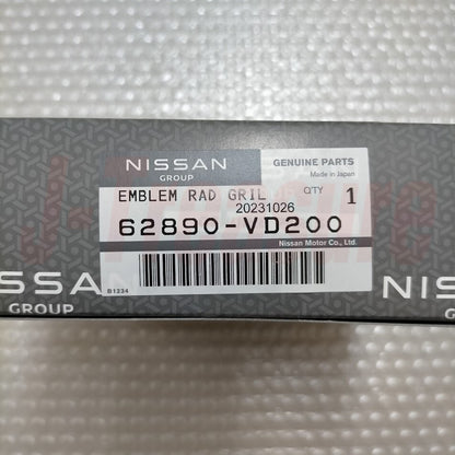 NISSAN PATROL SAFARI Y61 1997-2010 Genuine Front Emblem 62890-VD200 OEM
