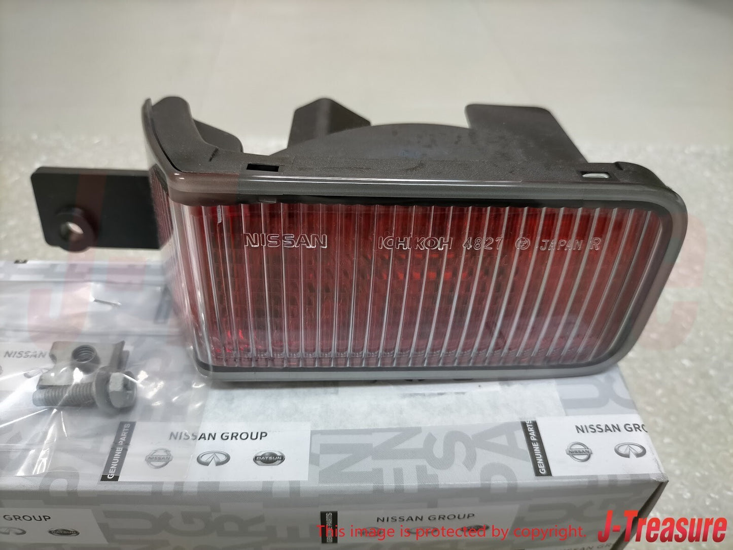 NISSAN SKYLINE GT-R R34 Genuine Fog Lamp Assy Rear Bumper Early 26580-AA125 OEM
