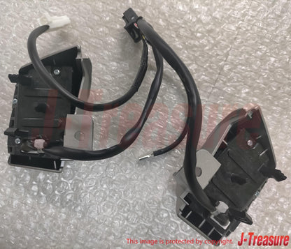TOYOTA FJ CRUISER Genuine Steering Pad Radio Control Switch Assy 84250-35070 OEM
