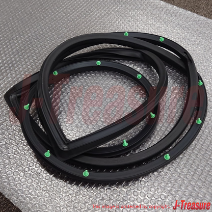 TOYOTA LAND CRUISER KZJ78 Genuine Rear Door Weatherstrip LH 67872-60030 OEM