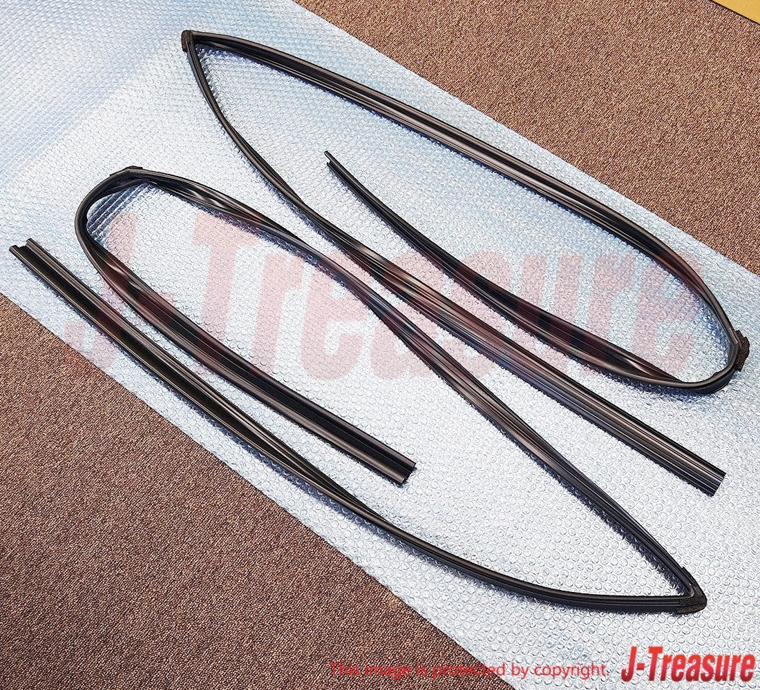 TOYOTA LAND CRUISER UZJ100 '98-07 Genuine Front Door Glass Run RH & LH Set OEM