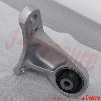 MITSUBISHI OUTLANDER GG2W 18-22 Genuine Rear Differential Mount LH 3517A100 OEM
