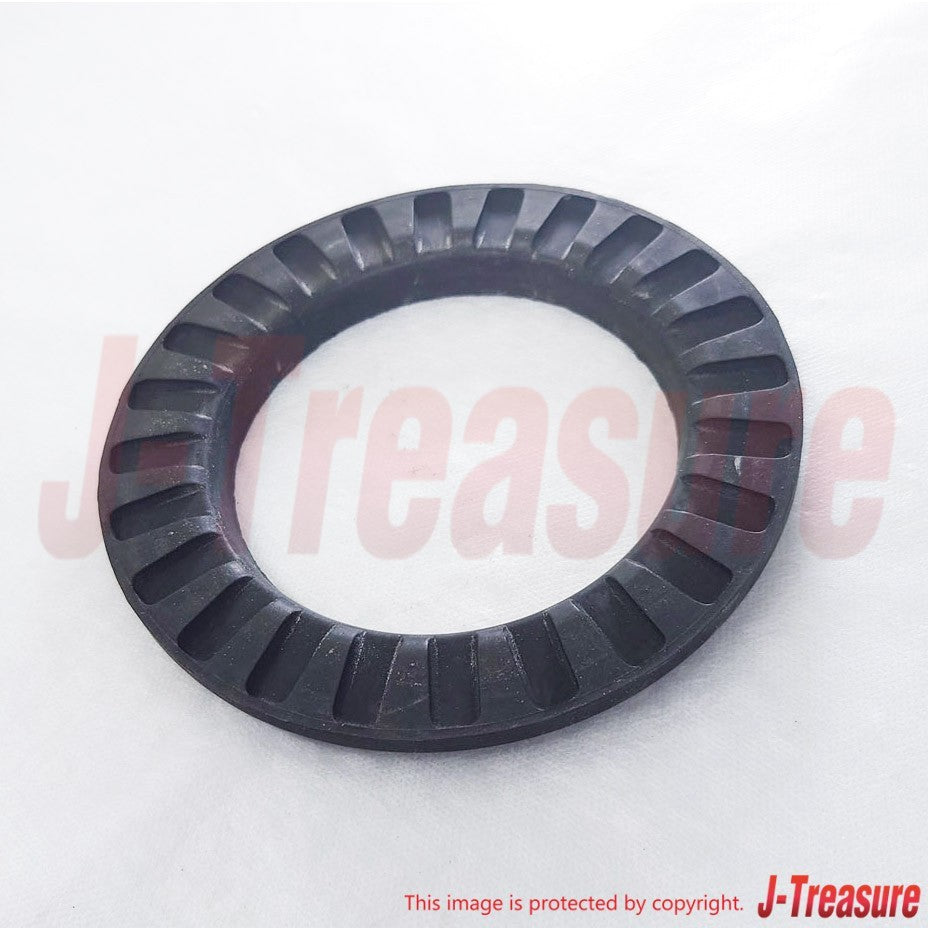 TOYOTA LAND CRUISER KZJ7# '94-95 Genuine Rear Coil Spring Insulator Upper OEM