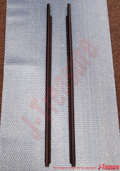 TOYOTA LAND CRUISER PRADO 120 125 Genuine Front Door Belt Molding RH LH Set OEM